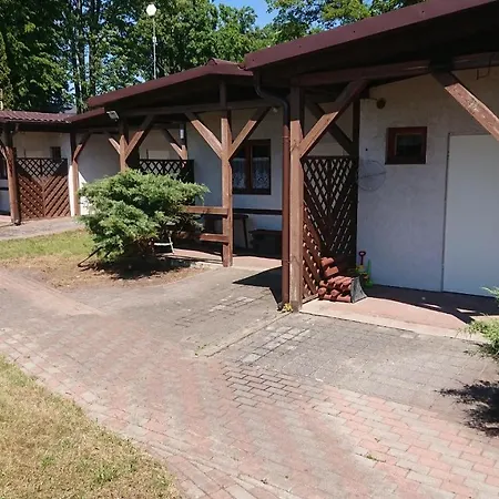 Letniskowe Zacisze W Cetniewie Lodge *