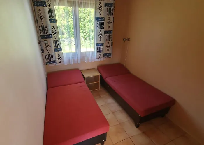 بيت خشبي Letniskowe Zacisze W Cetniewie