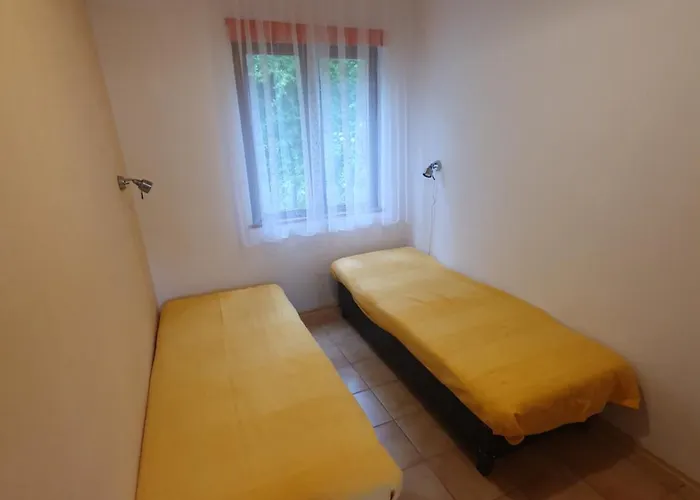 Gerendaház Letniskowe Zacisze W Cetniewie *